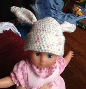 Dolly modelling the hat