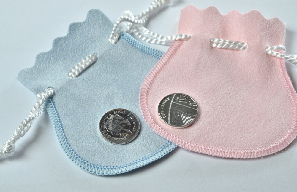 Blue & pink pouches