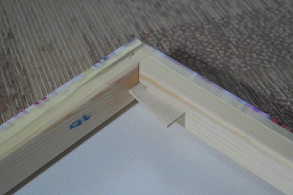 Corner tension