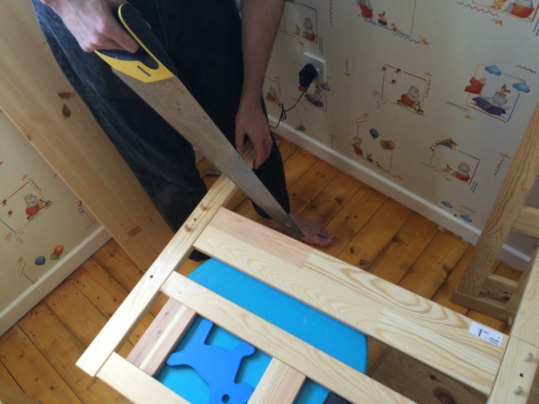 Cutting kritter bed down to size - kura bunkbed hack