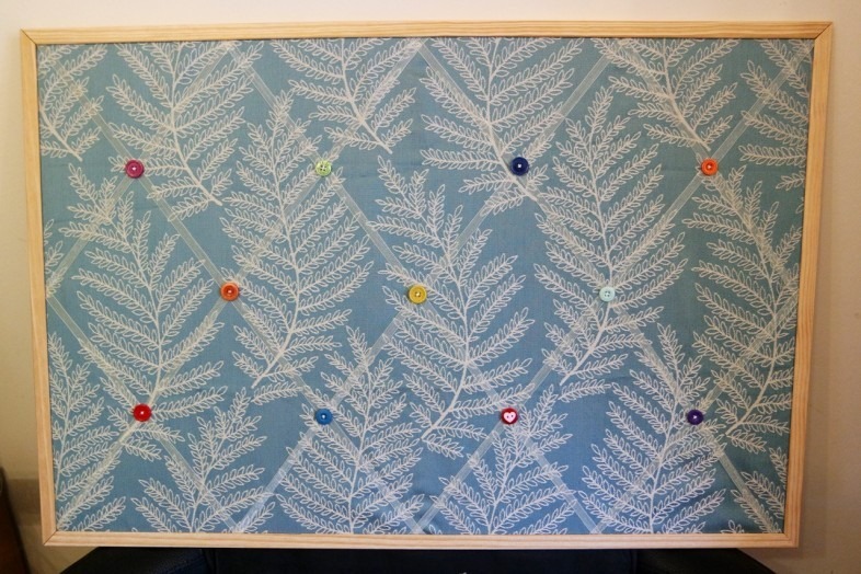 Making a fabric pin board with Hillarys Safi Turquoise fabric