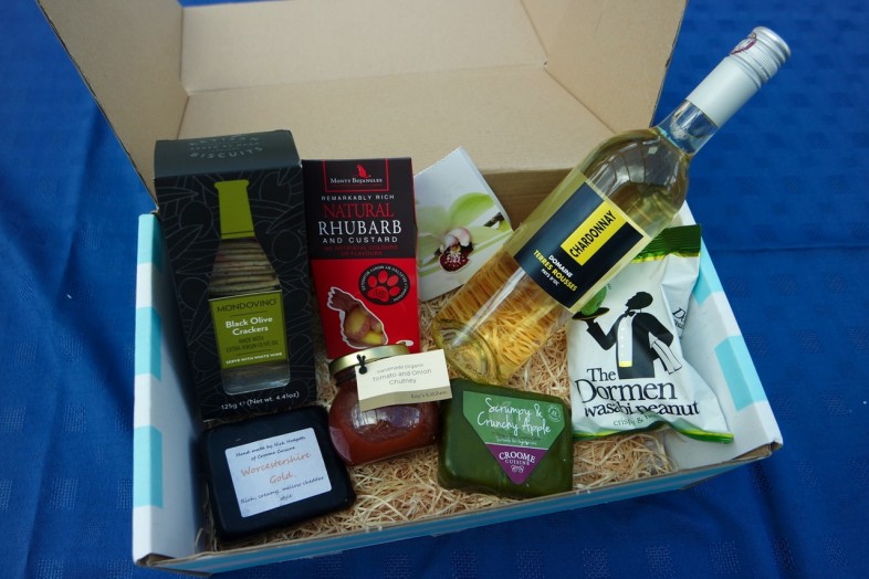 Simplicity Hamper