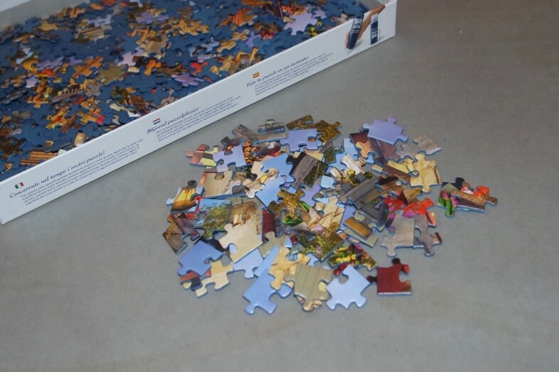 Edge pieces - Ravensburger - An Evening Walk - jigsaw puzzle review