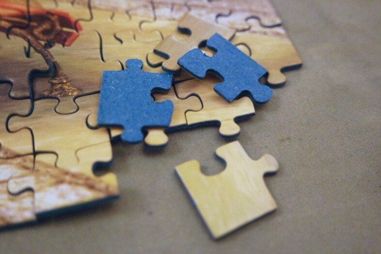Jigsaw pieces - Ravensburger - An Evening Walk - jigsaw puzzle review