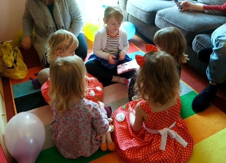 Pass the Parcel
