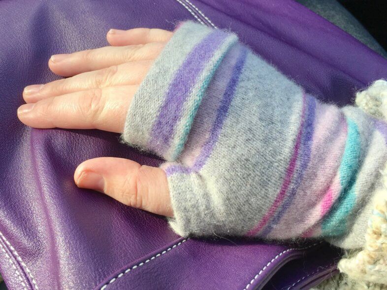 Turtle Doves Fingerless Gloves