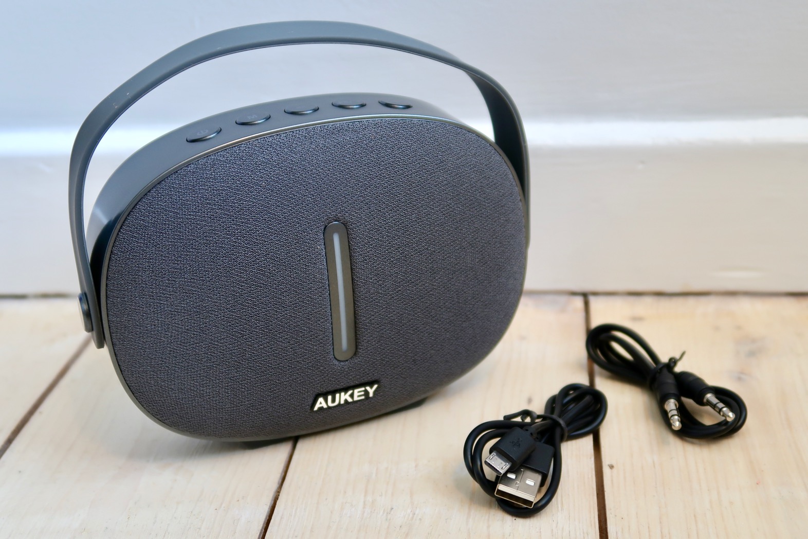 Aukey Portable Bluetooth Speark