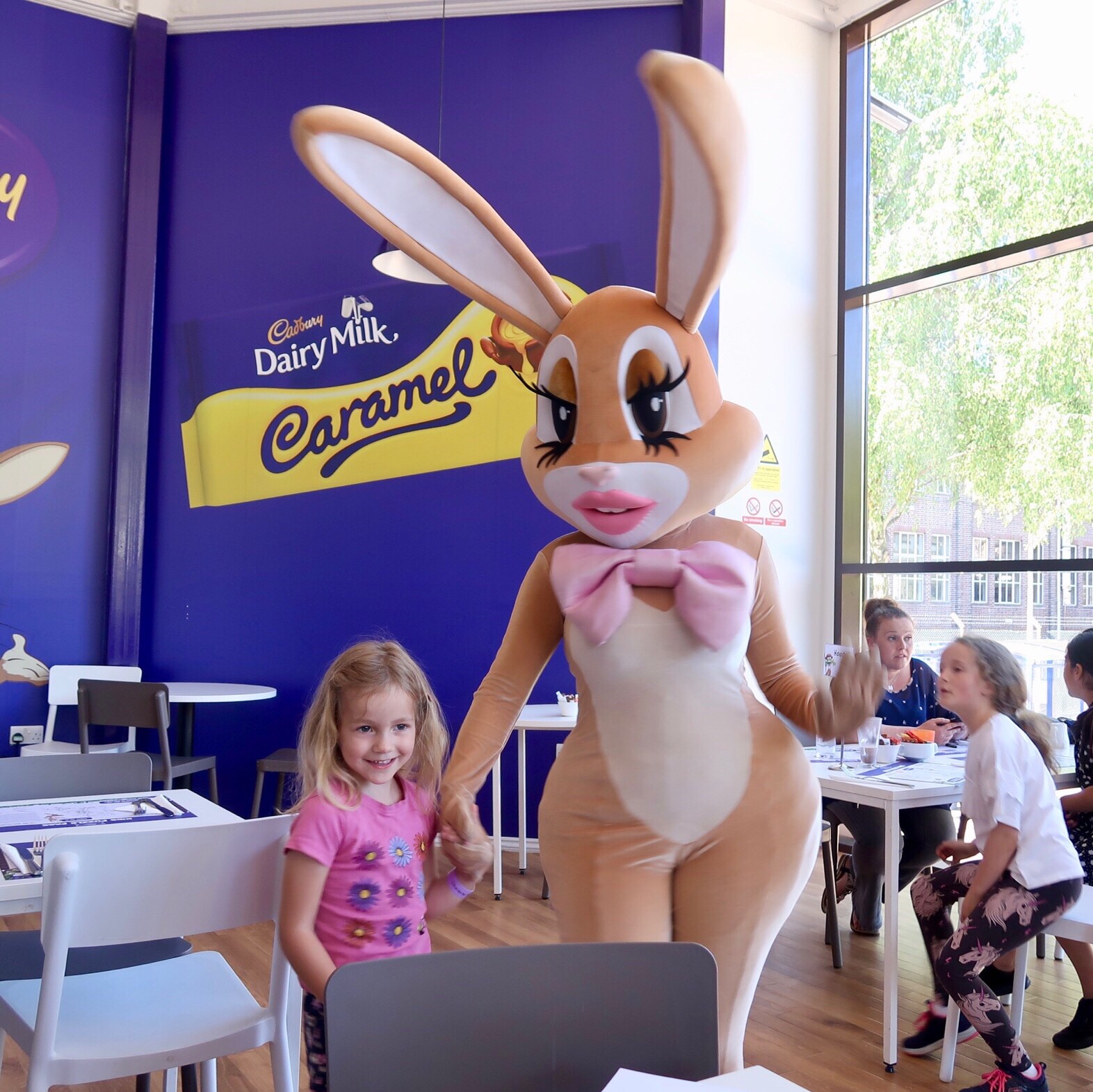 character-breakfasts-with-freddo-and-friends-at-cadbury-world-mama-geek