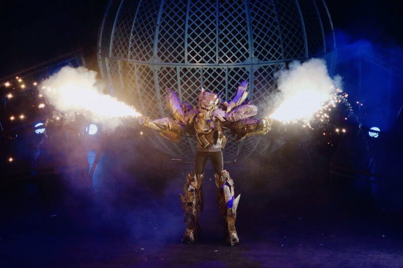 Giant Robot at Cirque Berserk